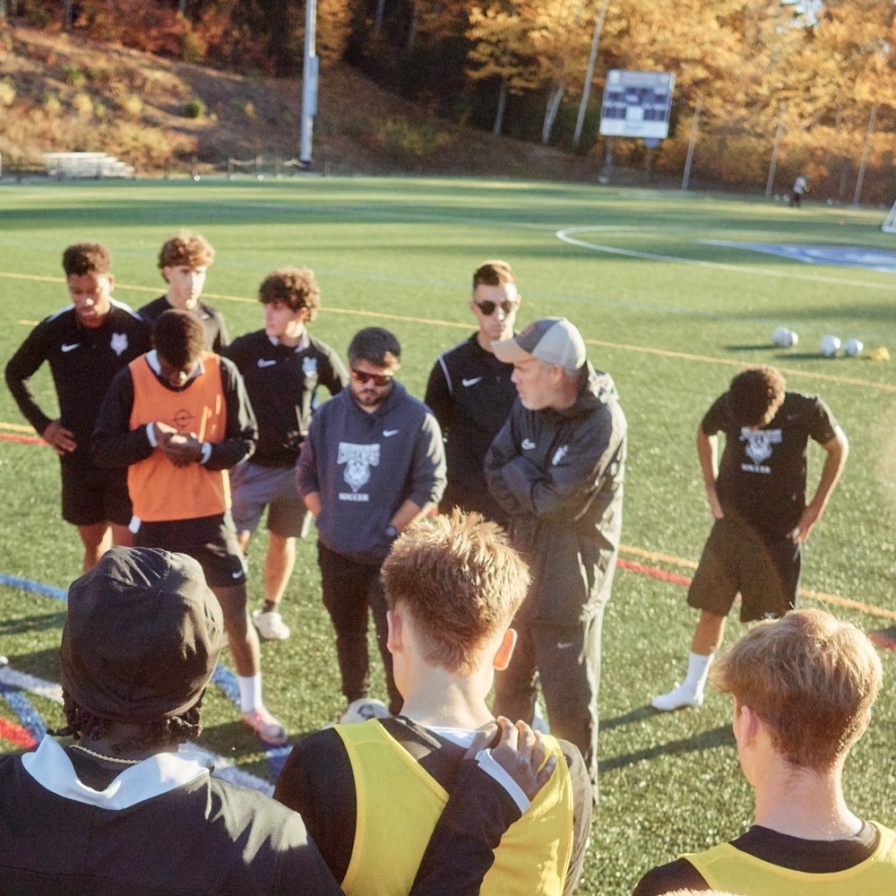 An Athletic Coaching minor can be an excellent way to complement your USM esports degree.