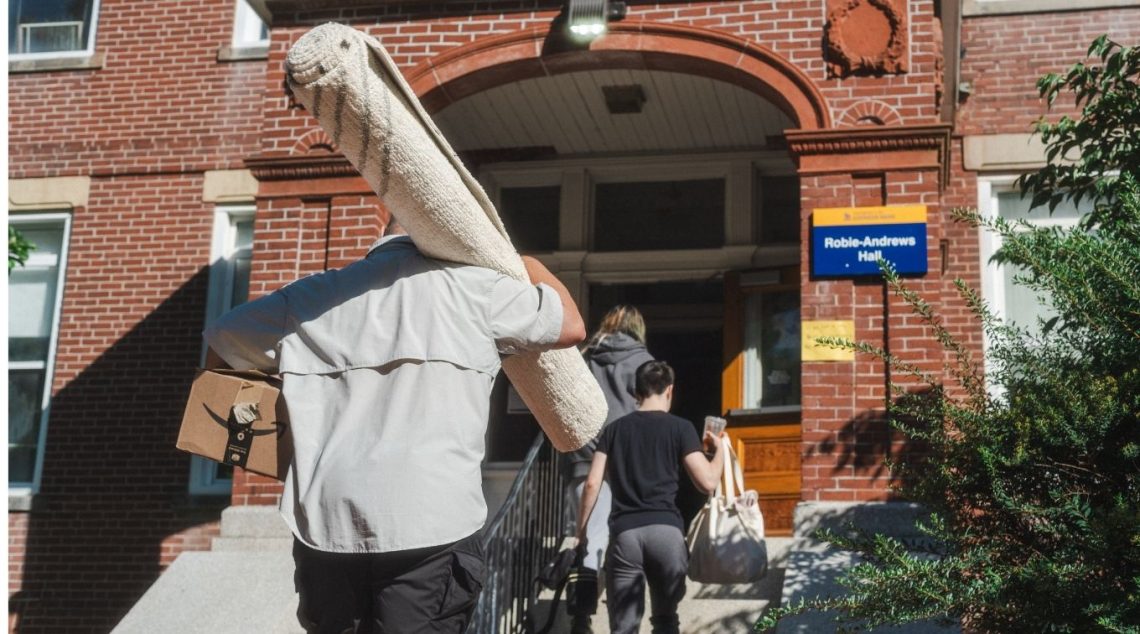 Students moving into Robie Andrews Hall in Gorham.