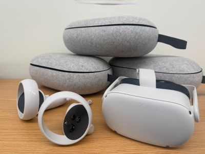Grey Virtual Reality Headset and Cases