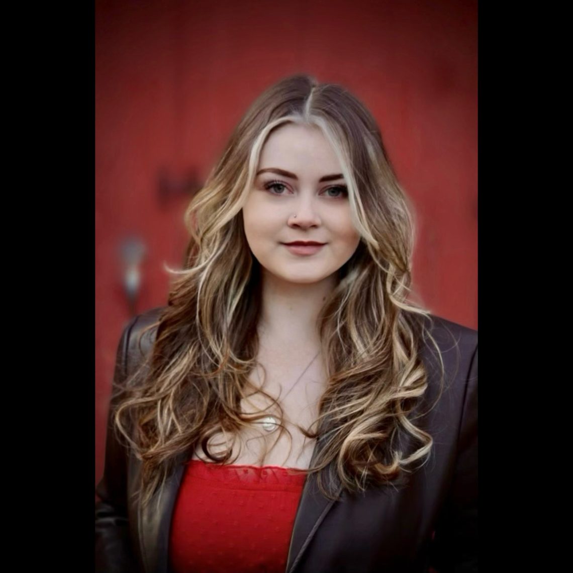 danielle-jolie-jd-directories