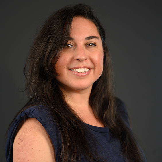 Headshot of Tara Kohn