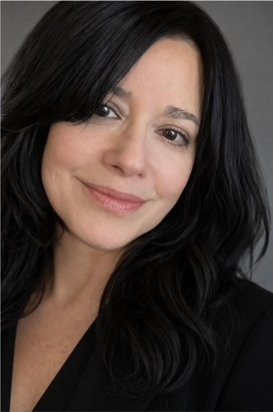 Head shot of Paula Goldberg
