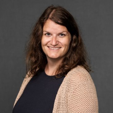 Michelle Erhard Headshot