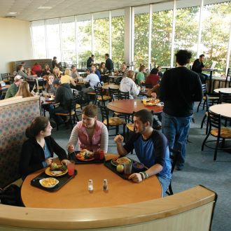 USM students enjoying a meal in the Brooks Dining Hall on the Gorham campus.