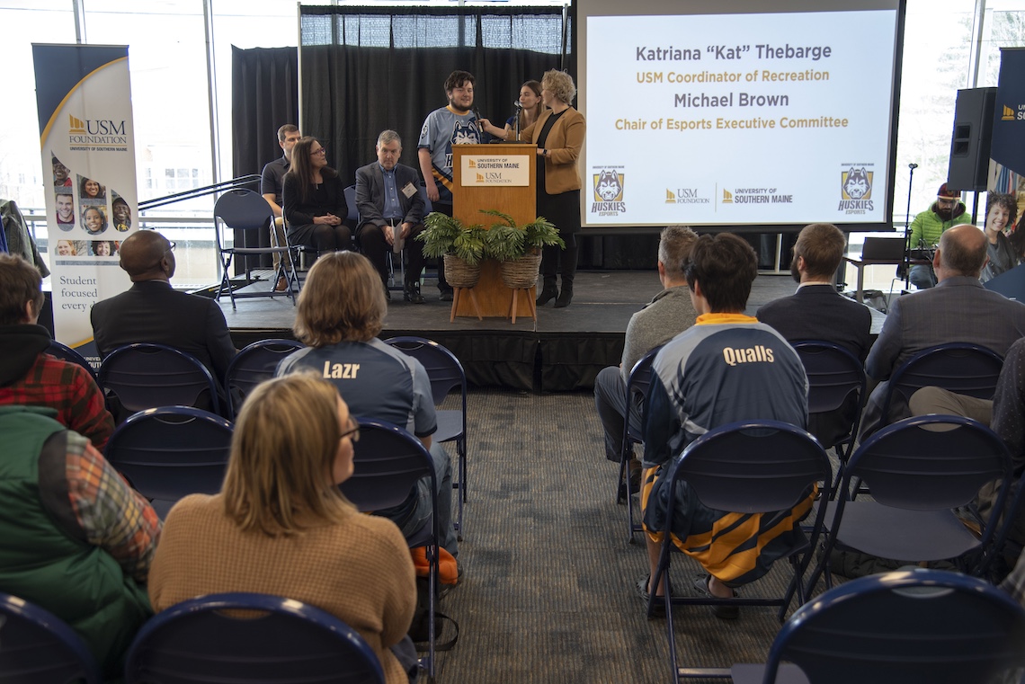 The USM Foundation invited the press to an announcement about a $750,000 gift to fund a new esports arena.