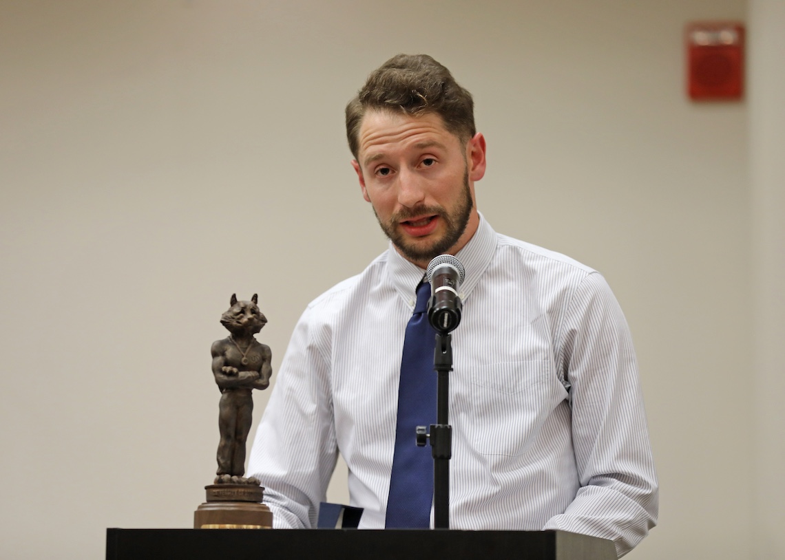 Kevin Desmond shares memories of his track career at the 2024 Husky Hall of Fame induction ceremony.