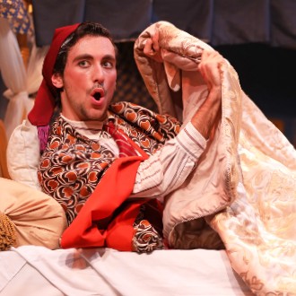 In a new production of Puccini's "Gianni Schicchi," the title character (Nick Sutton) hatches his plan to snatch a disputed inheritance for himself.