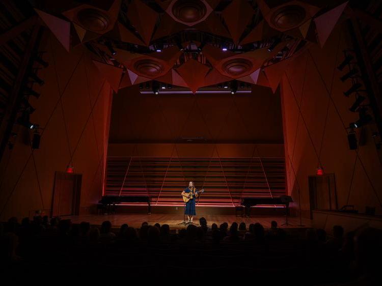 Solo guitarist performing at the Presidents Concert 2026.