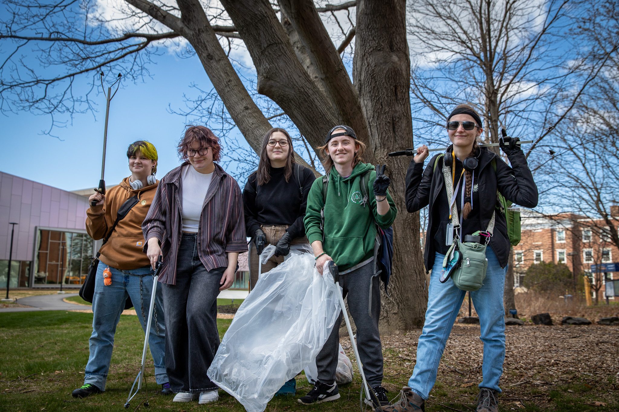 Members of the Environmental Science and Policy Student Group doing a Portland Campus clean-up.