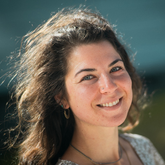 A portrait photo of student Lea Smith